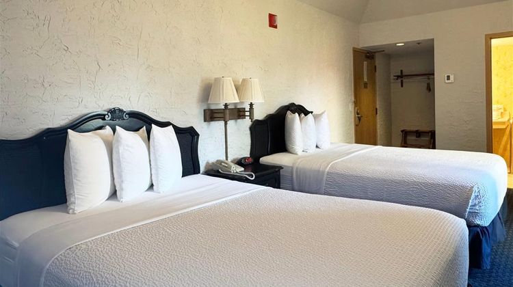 The Chateau Hotel & Conference Center Room