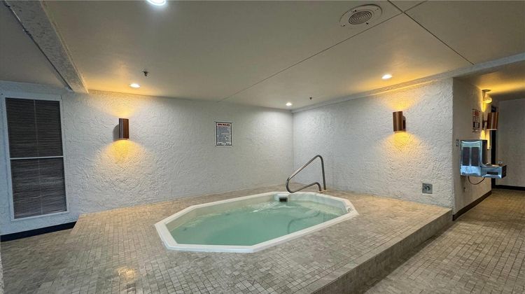 The Chateau Hotel & Conference Center Pool