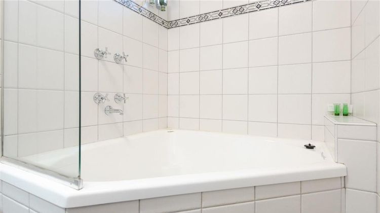 Colac Mid City Motel & Suites Spa