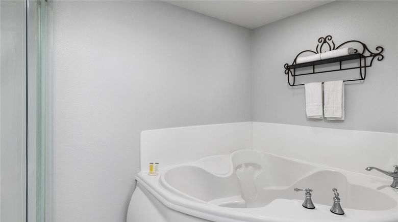 <b>Red Lion Inn & Suites Lemoore Other</b>. Images powered by <a href="https://iceportal.shijigroup.com/" title="IcePortal" target="_blank">IcePortal</a>.