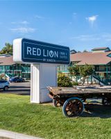 Red Lion Inn & Suites Lemoore