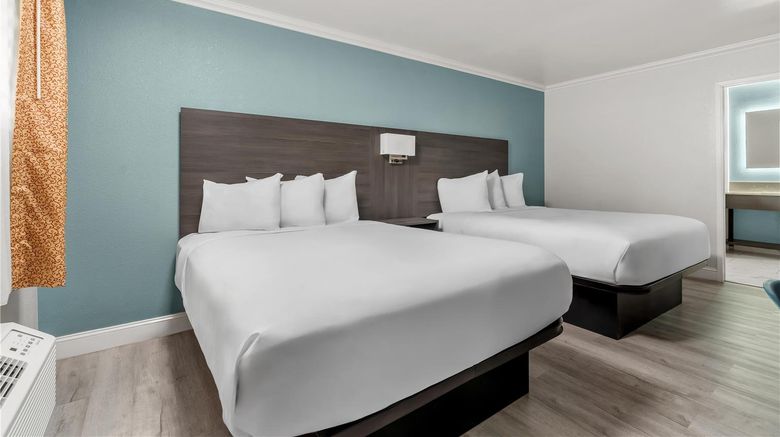 <b>Red Lion Inn & Suites Lemoore Room</b>. Images powered by <a href="https://iceportal.shijigroup.com/" title="IcePortal" target="_blank">IcePortal</a>.
