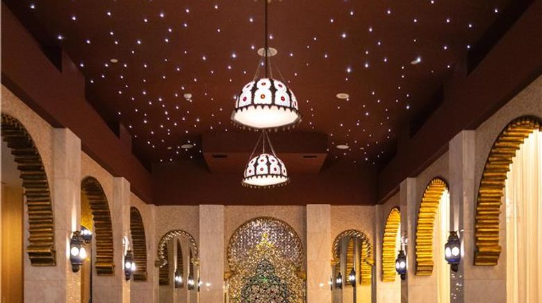 <b>Al Husn Hotel Muscat Restaurant</b>. Images powered by <a href="https://iceportal.shijigroup.com/" title="IcePortal" target="_blank">IcePortal</a>.