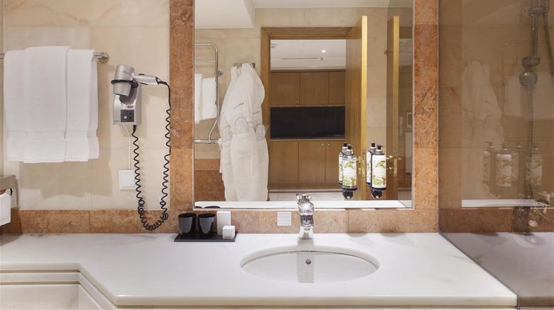 <b>Altis Suites Room</b>. Images powered by <a href="https://iceportal.shijigroup.com/" title="IcePortal" target="_blank">IcePortal</a>.