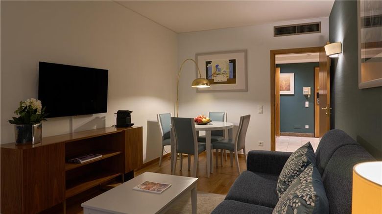 <b>Altis Suites Suite</b>. Images powered by <a href="https://iceportal.shijigroup.com/" title="IcePortal" target="_blank">IcePortal</a>.