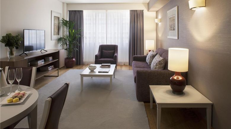 <b>Altis Suites Suite</b>. Images powered by <a href="https://iceportal.shijigroup.com/" title="IcePortal" target="_blank">IcePortal</a>.