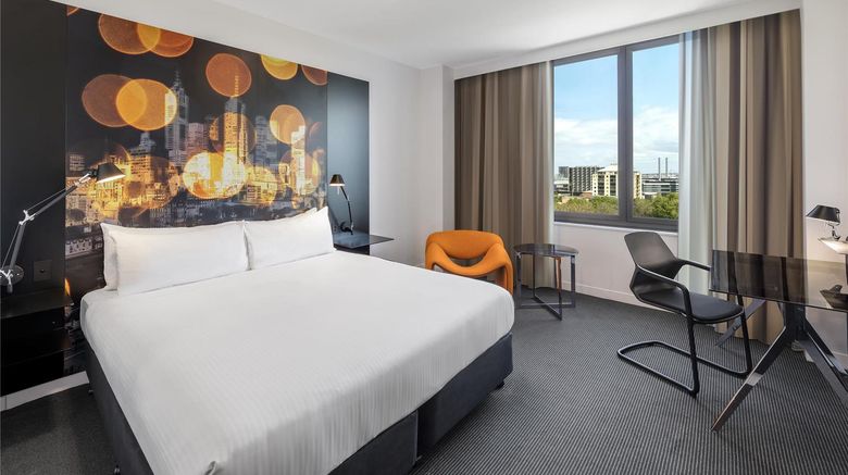 <b>Flagstaff Gardens Melbourne Room</b>. Images powered by <a href="https://iceportal.shijigroup.com/" title="IcePortal" target="_blank">IcePortal</a>.