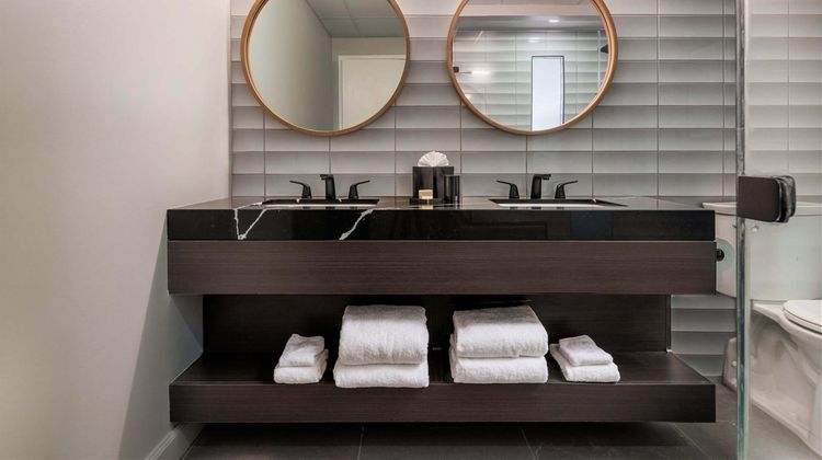 Hotel Deco Room