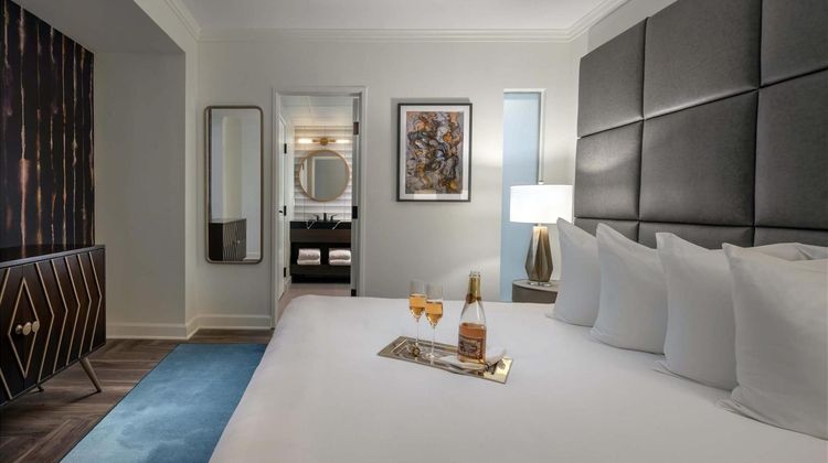 Hotel Deco Room