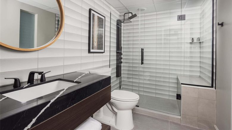 <b>Hotel Deco Room</b>. Images powered by <a href="https://iceportal.shijigroup.com/" title="IcePortal" target="_blank">IcePortal</a>.