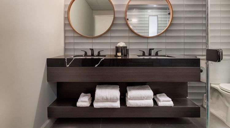 Hotel Deco Room