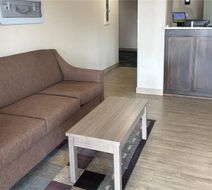 Quality Inn Neosho Lobby