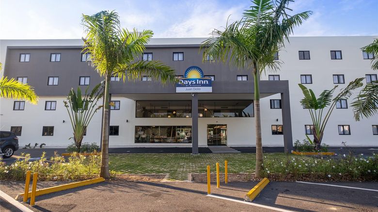 <b>Coral Costa Caribe Resort, Spa, Casino Exterior</b>. Images powered by <a href="https://iceportal.shijigroup.com/" title="IcePortal" target="_blank">IcePortal</a>.