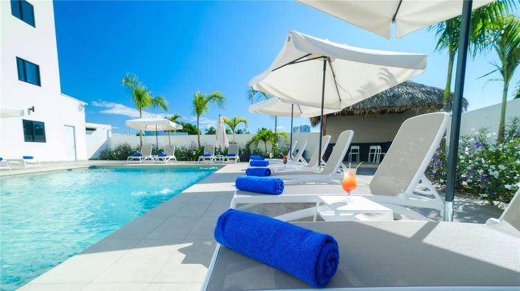 Coral Costa Caribe Resort, Spa, Casino Pool