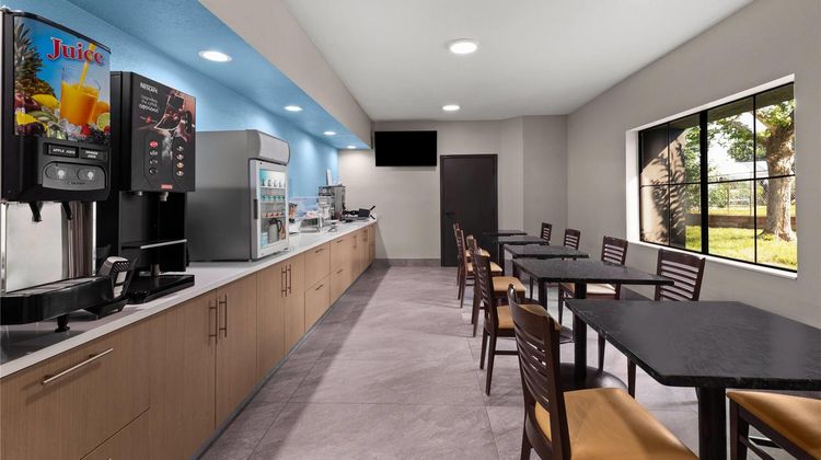 Days Inn by Wyndham McDonough Hotel Other