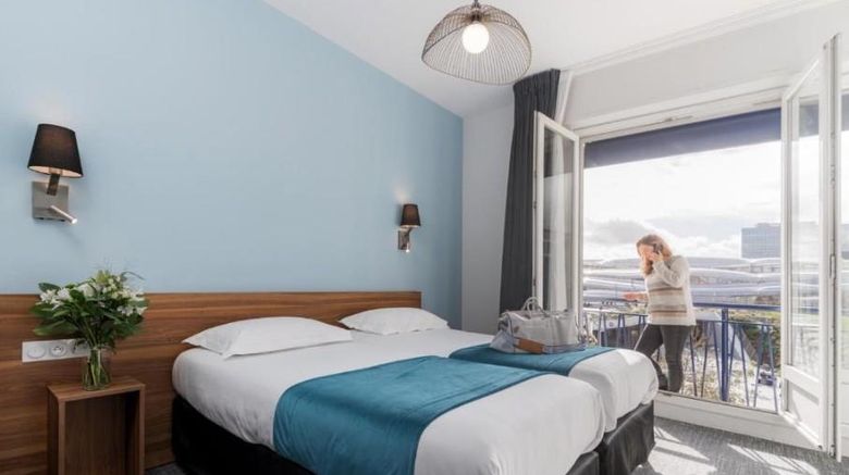 <b>Bretagne Hotel Room</b>. Images powered by <a href="https://iceportal.shijigroup.com/" title="IcePortal" target="_blank">IcePortal</a>.