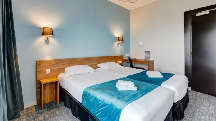 Bretagne Hotel Room