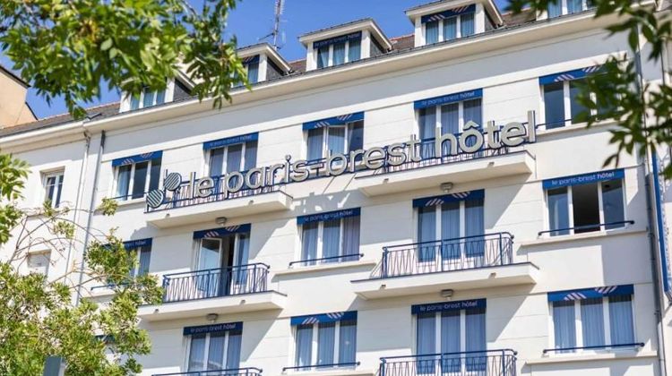 Bretagne Hotel Exterior
