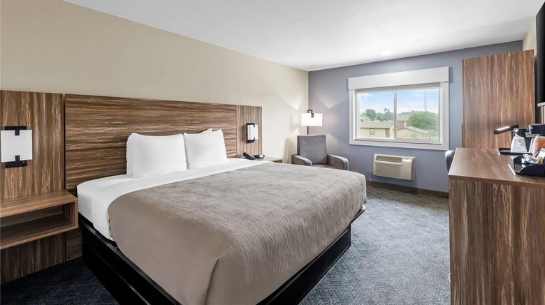 <b>Quality Inn Ponca City Room</b>. Images powered by <a href="https://iceportal.shijigroup.com/" title="IcePortal" target="_blank">IcePortal</a>.