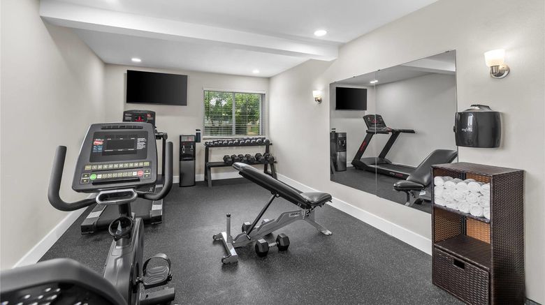 <b>Quality Inn Ponca City Health</b>. Images powered by <a href="https://iceportal.shijigroup.com/" title="IcePortal" target="_blank">IcePortal</a>.