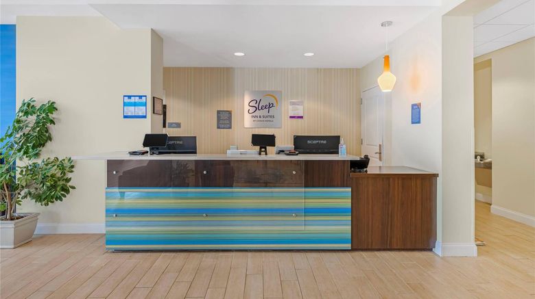 <b>Sleep Inn & Suites Altoona North Lobby</b>. Images powered by <a href="https://iceportal.shijigroup.com/" title="IcePortal" target="_blank">IcePortal</a>.