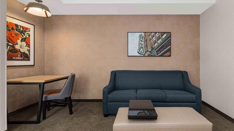 Drury Plaza Hotel Tampa Brandon Room