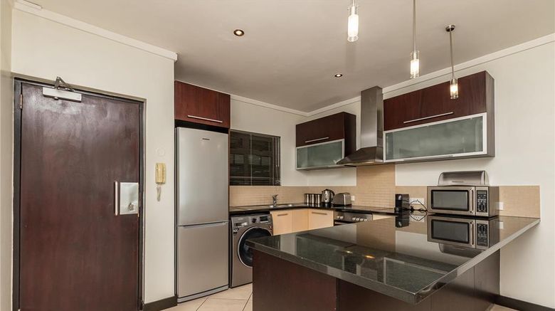 <b>Holiday Rentals Cape Town Room</b>. Images powered by <a href="https://iceportal.shijigroup.com/" title="IcePortal" target="_blank">IcePortal</a>.
