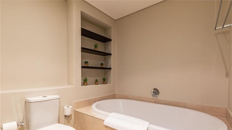 <b>Holiday Rentals Cape Town Room</b>. Images powered by <a href="https://iceportal.shijigroup.com/" title="IcePortal" target="_blank">IcePortal</a>.