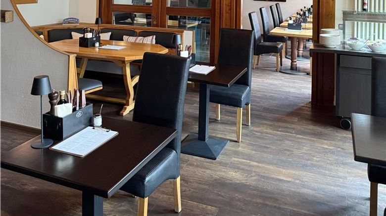 <b>Residenzhotel Stuttgart Airport, Sure Ho Restaurant</b>. Images powered by <a href="https://iceportal.shijigroup.com/" title="IcePortal" target="_blank">IcePortal</a>.