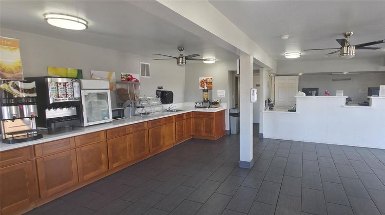 SureStay by Best Western Mesa Downtown Lobby