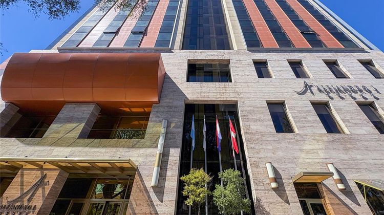 Alejandro I Hotel Exterior