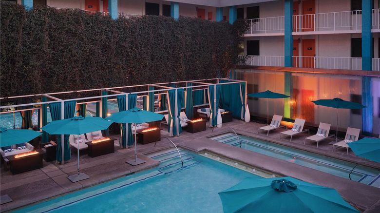 <b>The Clarendon Hotel & Spa, BW Signature Pool</b>. Images powered by <a href="https://iceportal.shijigroup.com/" title="IcePortal" target="_blank">IcePortal</a>.