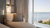 <b>The Sunny Room</b>. Images powered by <a href="https://iceportal.shijigroup.com/" title="IcePortal" target="_blank">IcePortal</a>.