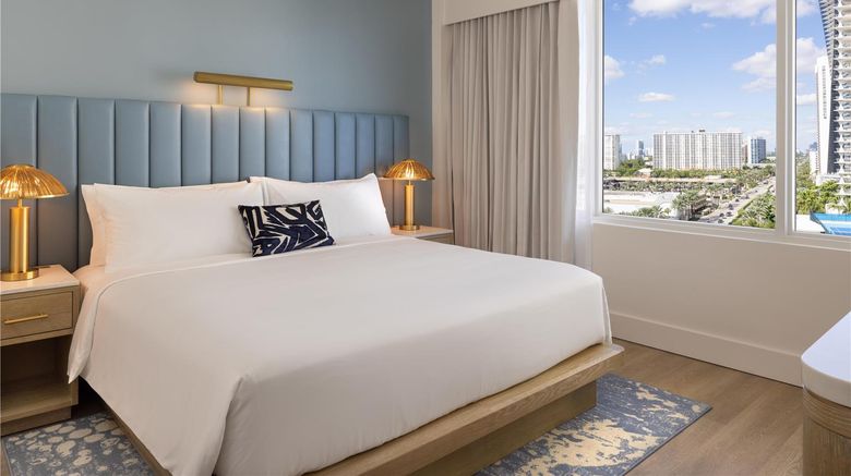 <b>The Sunny Room</b>. Images powered by <a href="https://iceportal.shijigroup.com/" title="IcePortal" target="_blank">IcePortal</a>.