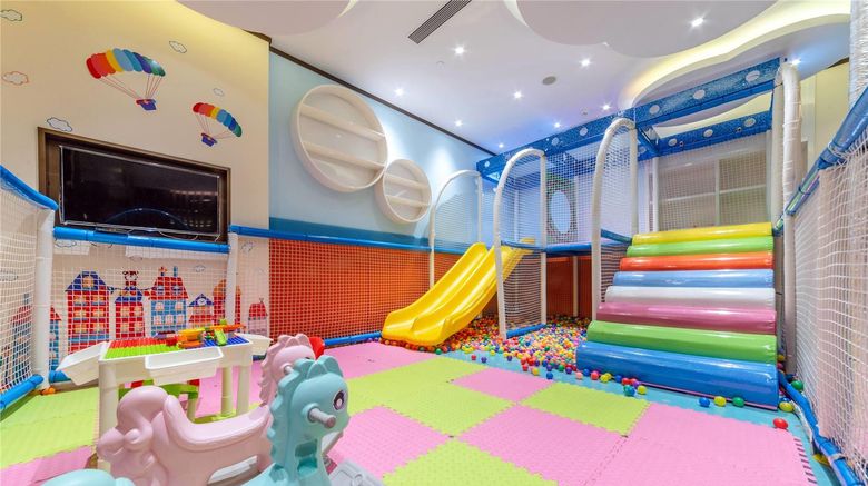 <b>Howard Johnson Neodalle Resort Zhangjiajie Recreation</b>. Images powered by <a href="https://iceportal.shijigroup.com/" title="IcePortal" target="_blank">IcePortal</a>.