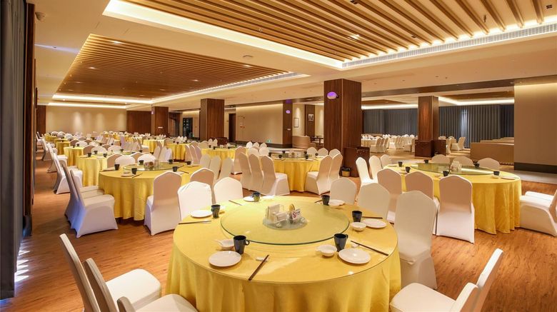 <b>Howard Johnson Neodalle Resort Zhangjiajie Restaurant</b>. Images powered by <a href="https://iceportal.shijigroup.com/" title="IcePortal" target="_blank">IcePortal</a>.