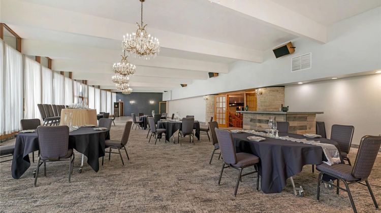 Fox Hills Golf Resort & Conf Center Meeting