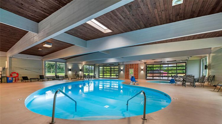 Fox Hills Golf Resort & Conf Center Pool