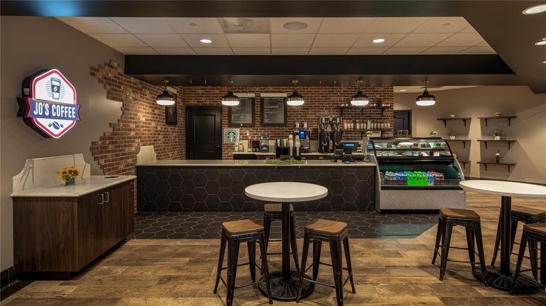 <b>Lakeside Hotel & Casino Restaurant</b>. Images powered by <a href="https://iceportal.shijigroup.com/" title="IcePortal" target="_blank">IcePortal</a>.