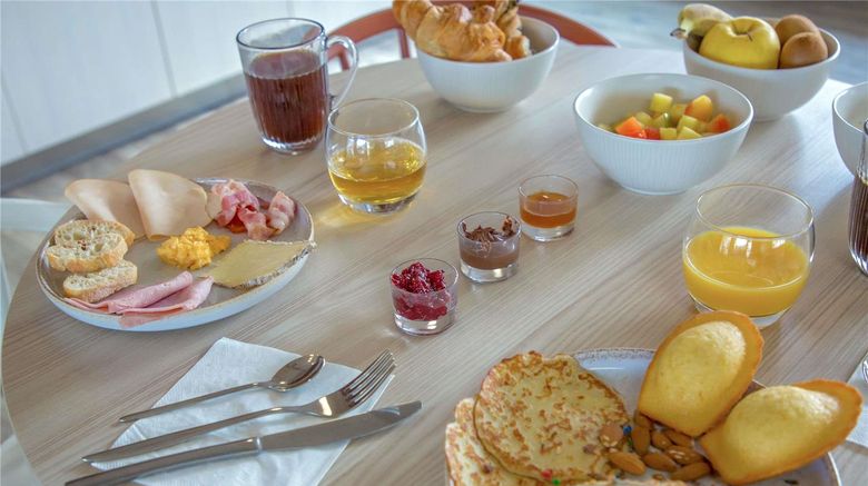 <b>Ibis Styles Aubagne Gemenos Restaurant</b>. Images powered by <a href="https://iceportal.shijigroup.com/" title="IcePortal" target="_blank">IcePortal</a>.
