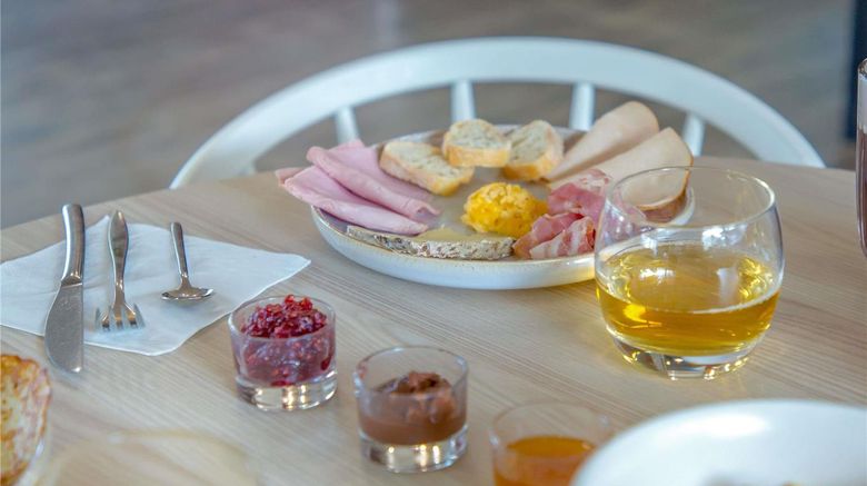 <b>Ibis Styles Aubagne Gemenos Restaurant</b>. Images powered by <a href="https://iceportal.shijigroup.com/" title="IcePortal" target="_blank">IcePortal</a>.