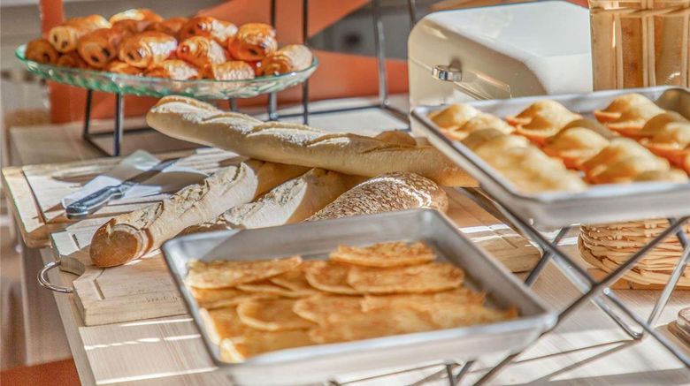 <b>Ibis Styles Aubagne Gemenos Exterior</b>. Images powered by <a href="https://iceportal.shijigroup.com/" title="IcePortal" target="_blank">IcePortal</a>.