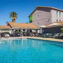 Ibis Styles Aubagne Gemenos