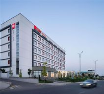 Ibis Tashkent Index Exterior