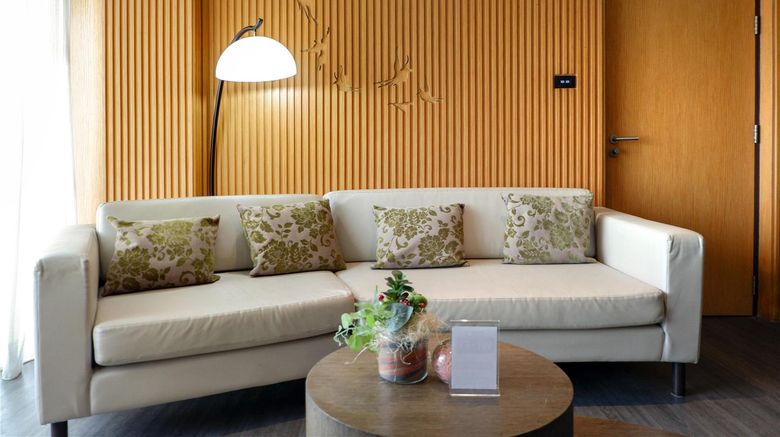 <b>Siamese Hotel Pattaya, BW Signature Coll Suite</b>. Images powered by <a href="https://iceportal.shijigroup.com/" title="IcePortal" target="_blank">IcePortal</a>.