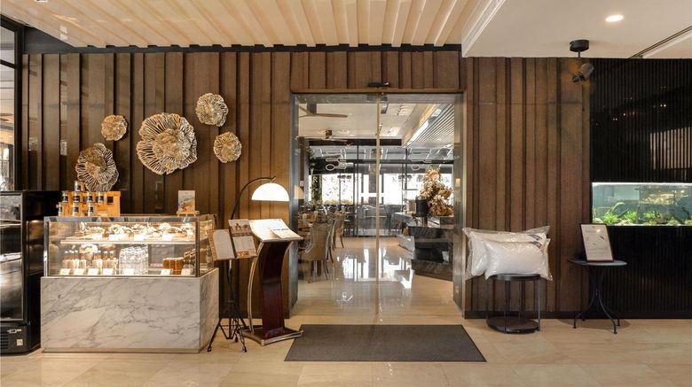 <b>Siamese Hotel Pattaya, BW Signature Coll Lobby</b>. Images powered by <a href="https://iceportal.shijigroup.com/" title="IcePortal" target="_blank">IcePortal</a>.