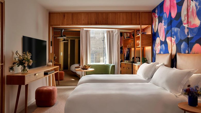 <b>The BoTree London, Curio Collection Room</b>. Images powered by <a href="https://iceportal.shijigroup.com/" title="IcePortal" target="_blank">IcePortal</a>.