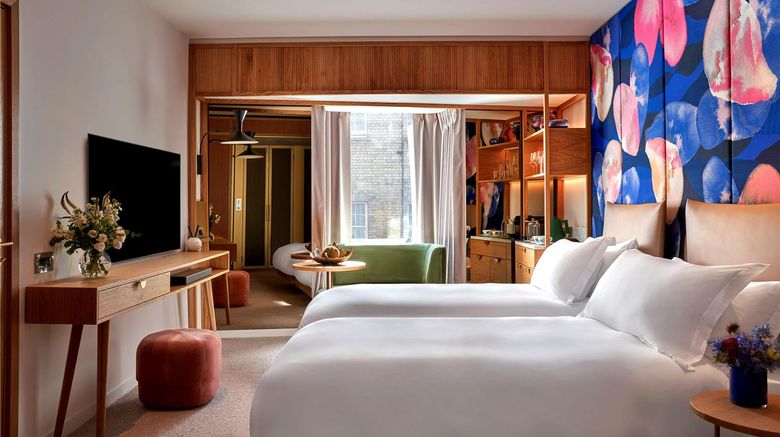 <b>The BoTree London, Curio Collection Room</b>. Images powered by <a href="https://iceportal.shijigroup.com/" title="IcePortal" target="_blank">IcePortal</a>.
