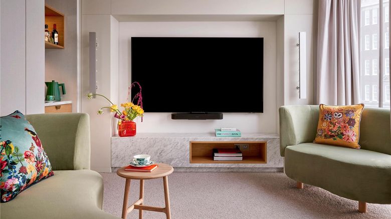 <b>The BoTree London, Curio Collection Other</b>. Images powered by <a href="https://iceportal.shijigroup.com/" title="IcePortal" target="_blank">IcePortal</a>.