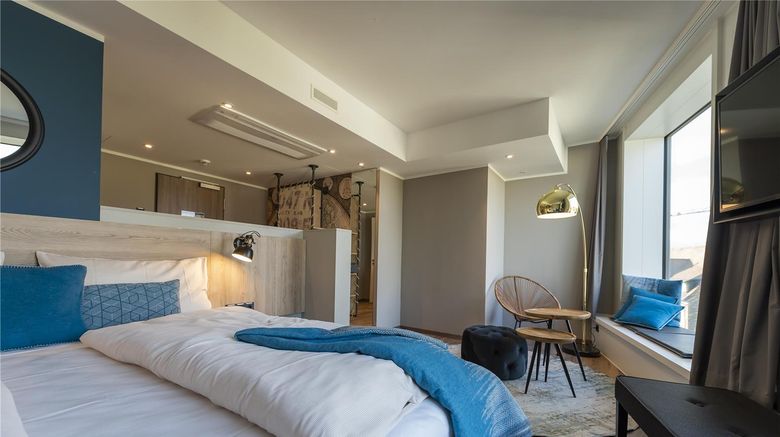 <b>HARBR Hotel Konstanz Room</b>. Images powered by <a href="https://iceportal.shijigroup.com/" title="IcePortal" target="_blank">IcePortal</a>.